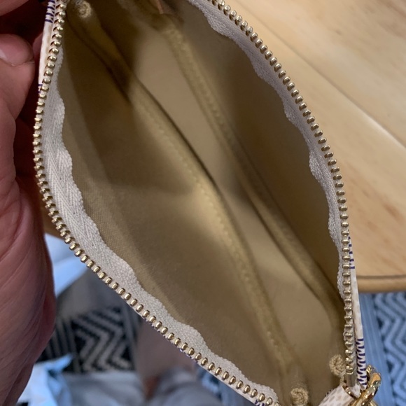 *NEW* Louis Vuitton Mini Pochette Damier Azur *(100% AUTHENTIC** - Picture 8 of 8